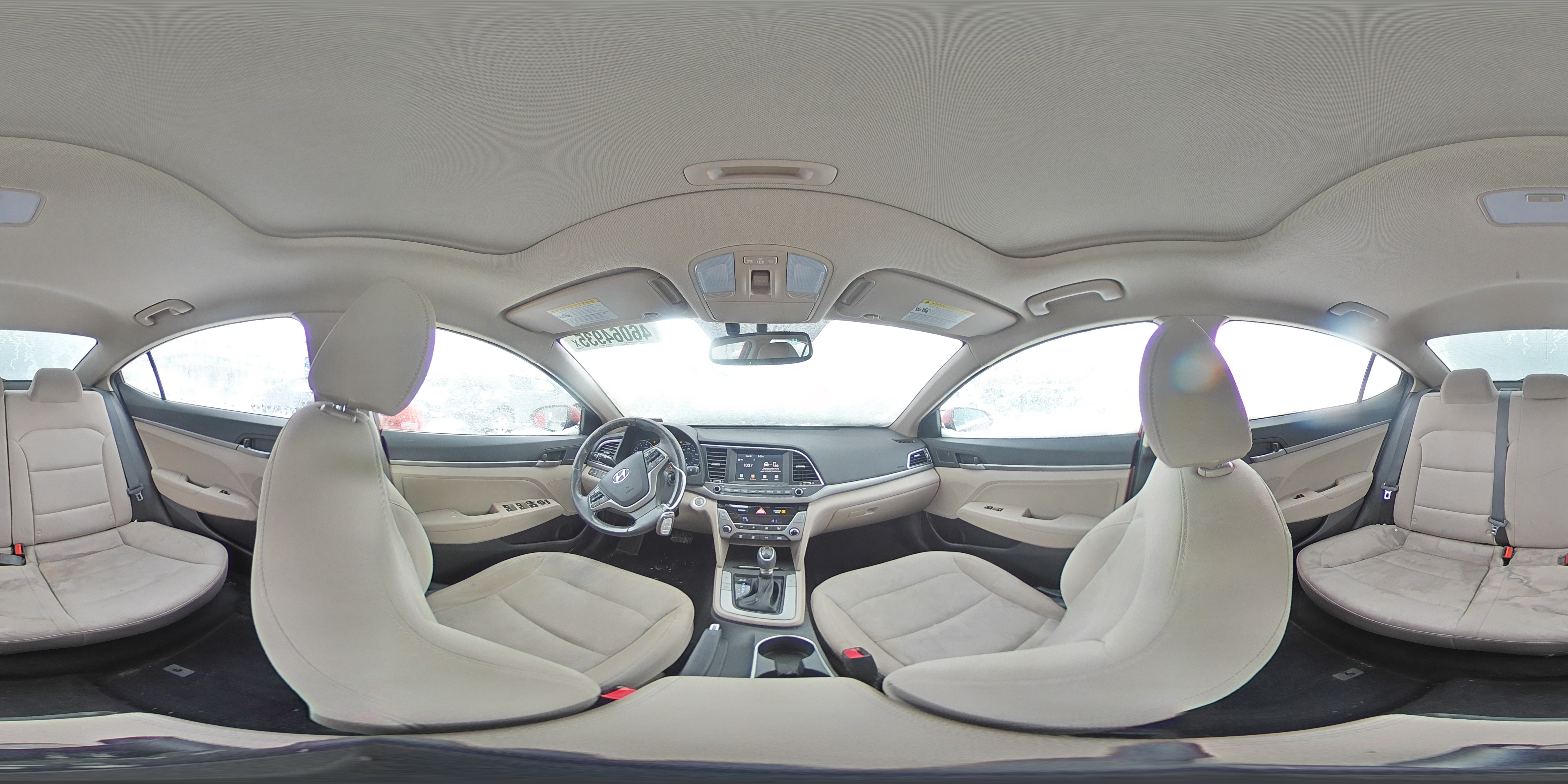 2017 Hyundai Elantra - Image 15