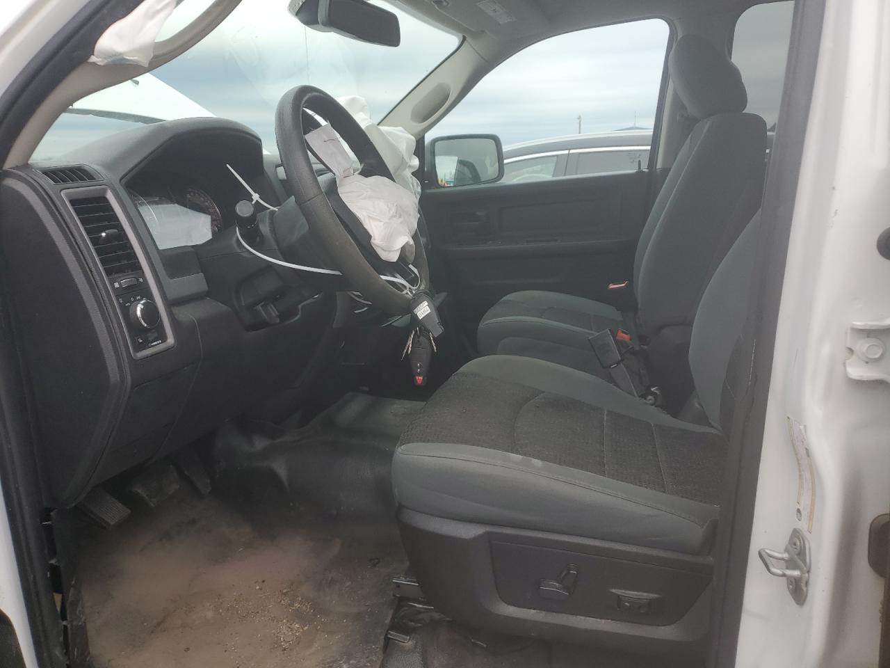 2020 RAM 1500 - Image 7