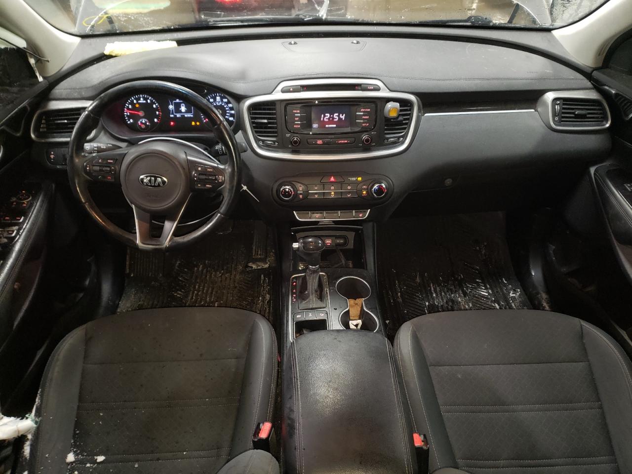 2016 Kia Sorento - Image 8