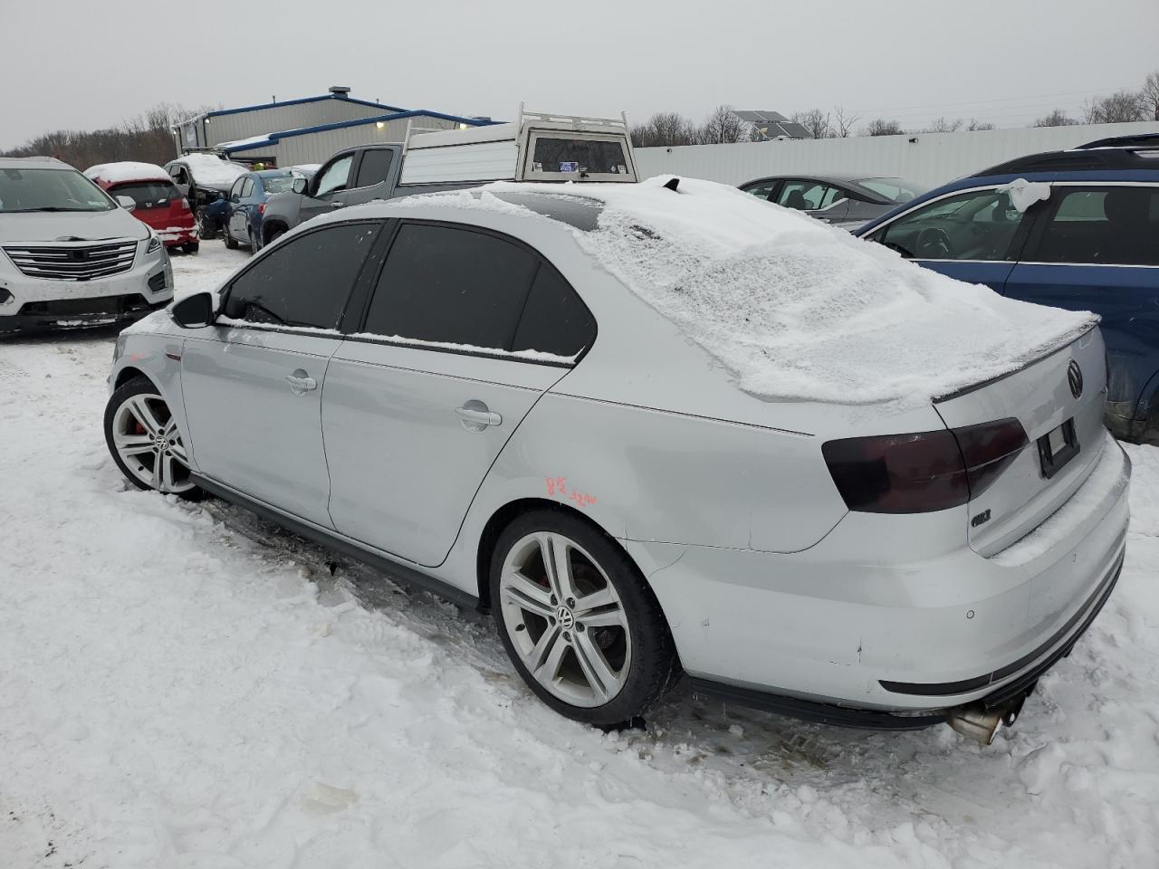 2016 Volkswagen Jetta - Image 2