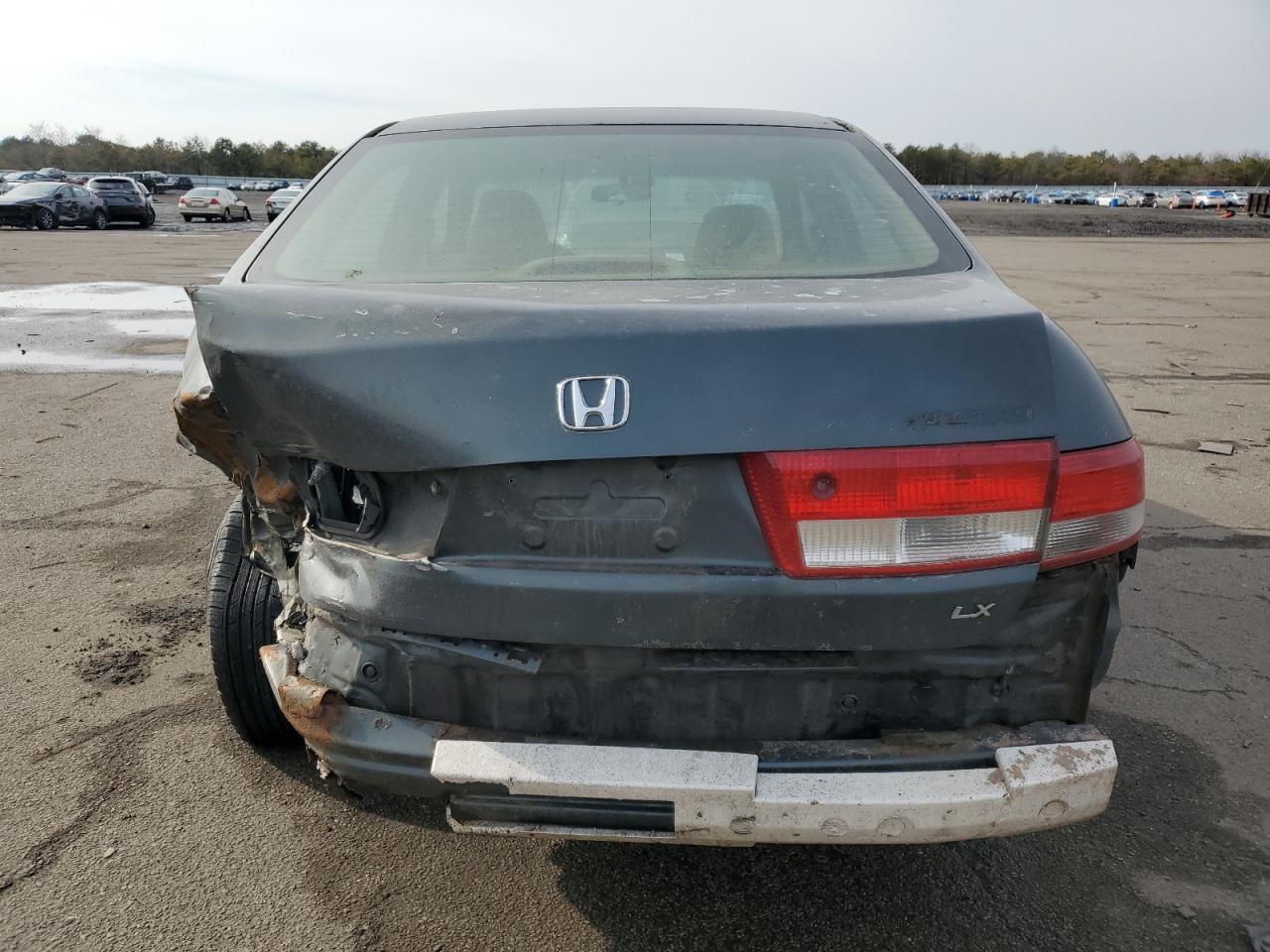 2004 Honda Accord - Image 6