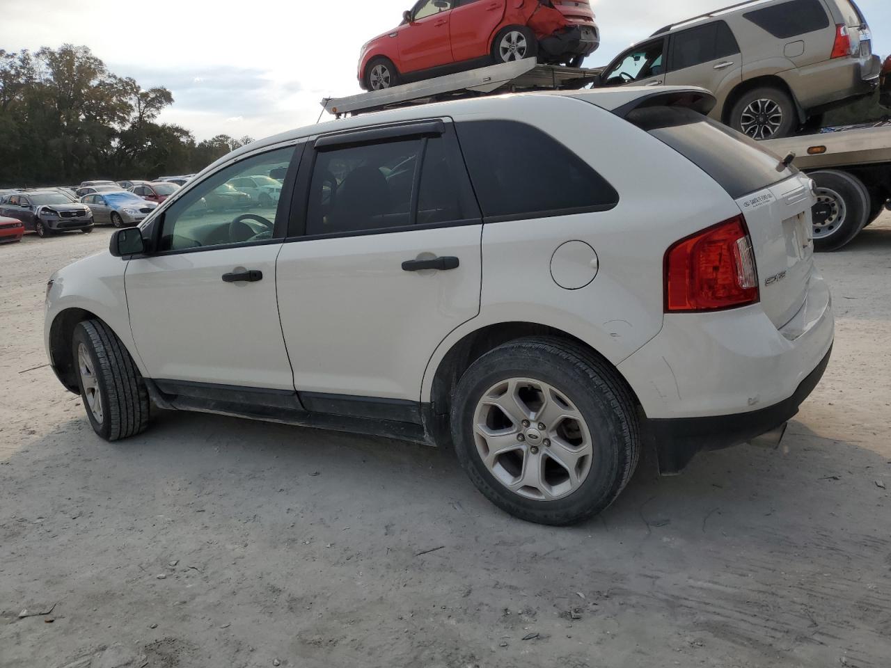 2013 Ford Edge - Image 2