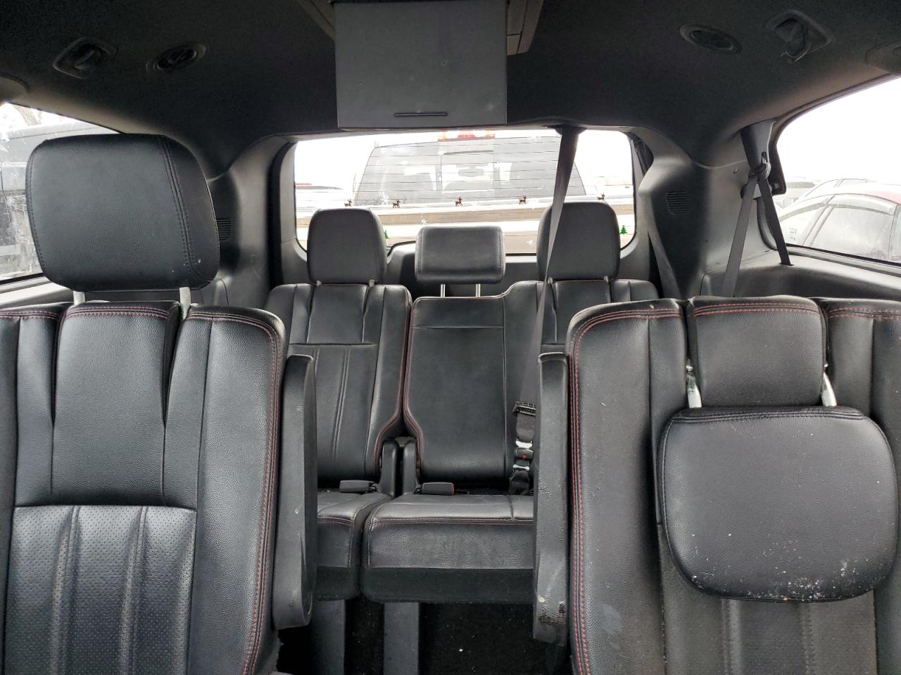 2019 Dodge Caravan - Image 10