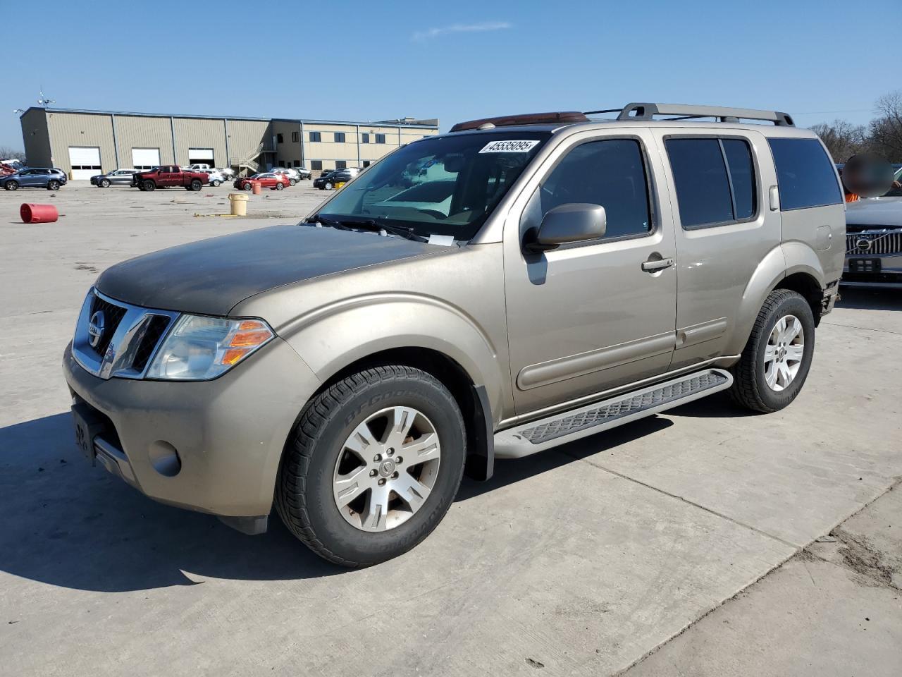 Nissan Pathfinder