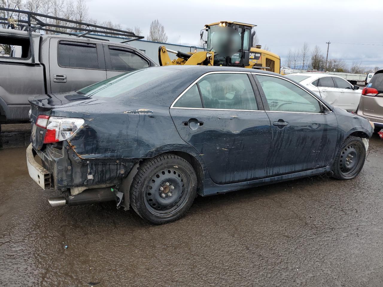 2014 Toyota Camry - Image 3