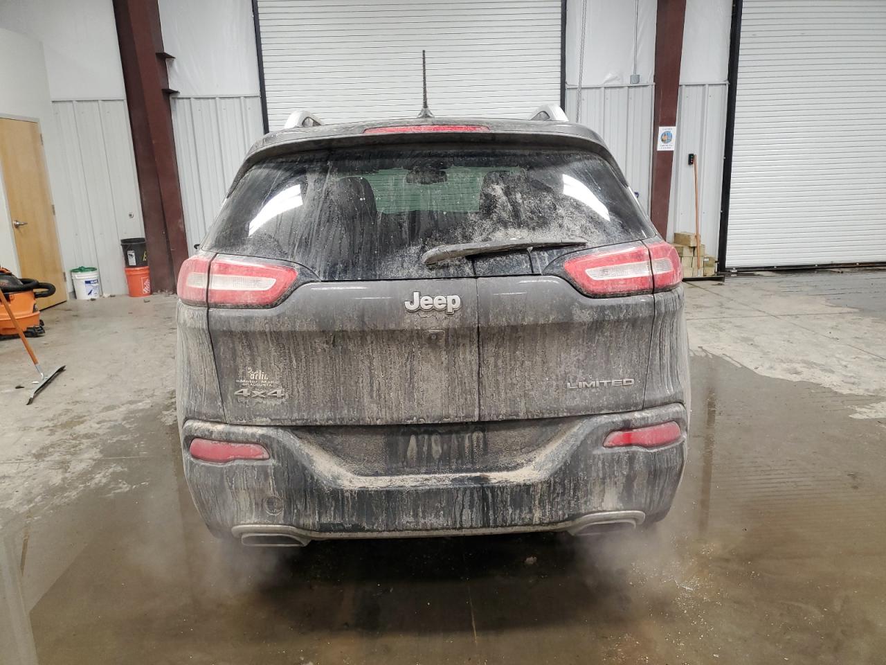 2015 Jeep Grand Cherokee - Image 6