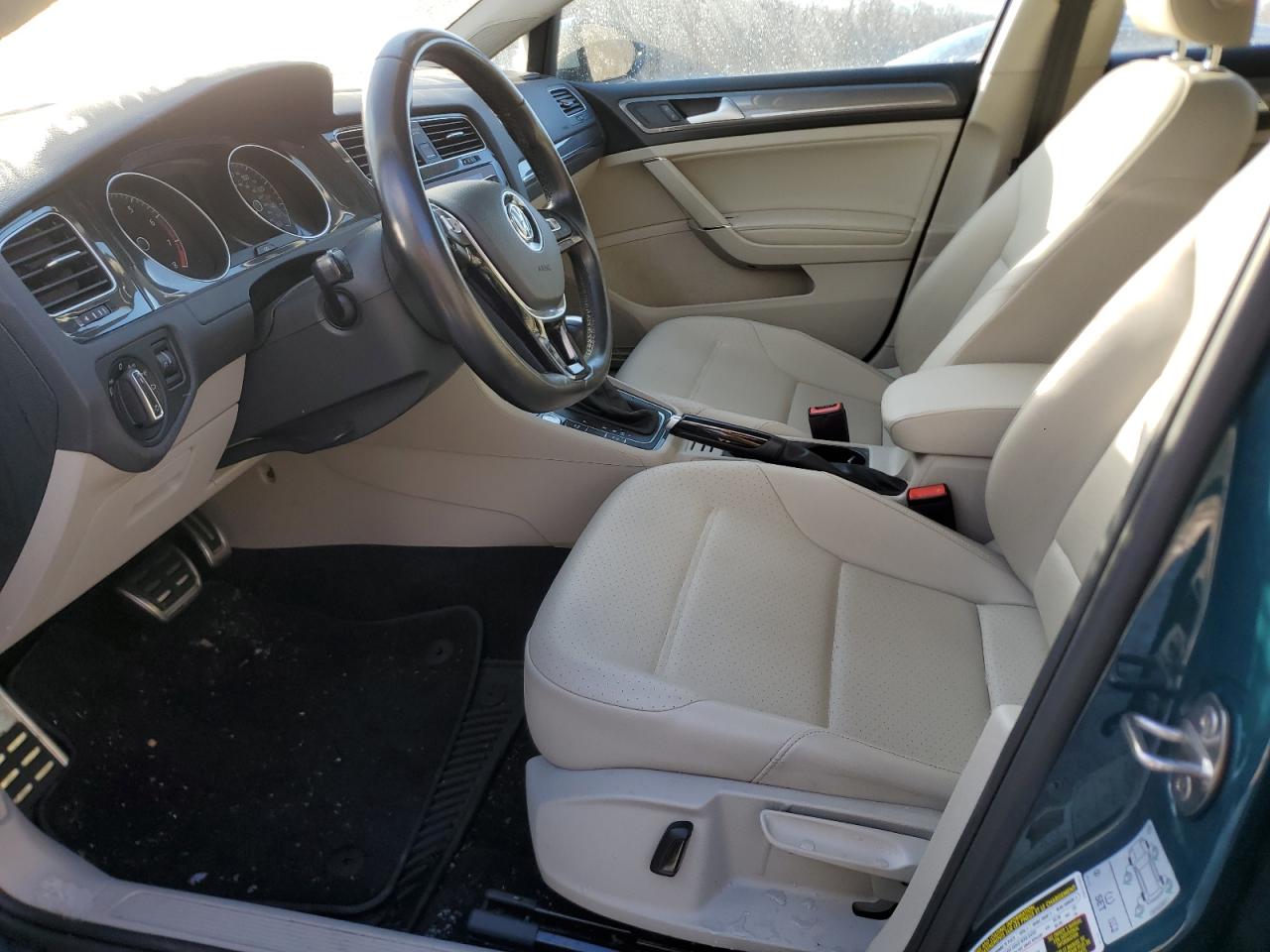 2018 Volkswagen Golf - Image 7