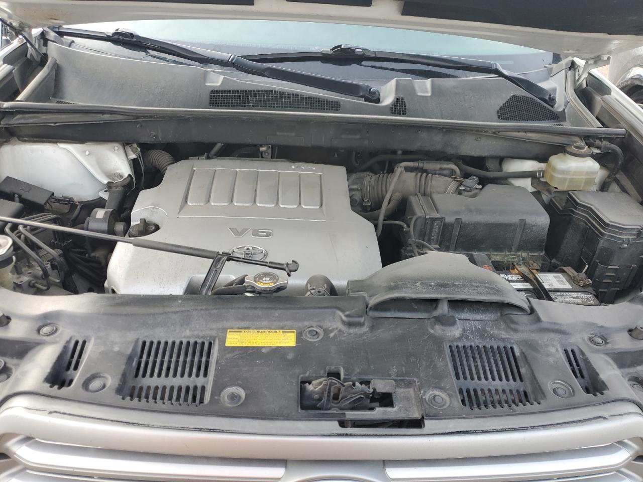 2008 Toyota Highlander - Image 11