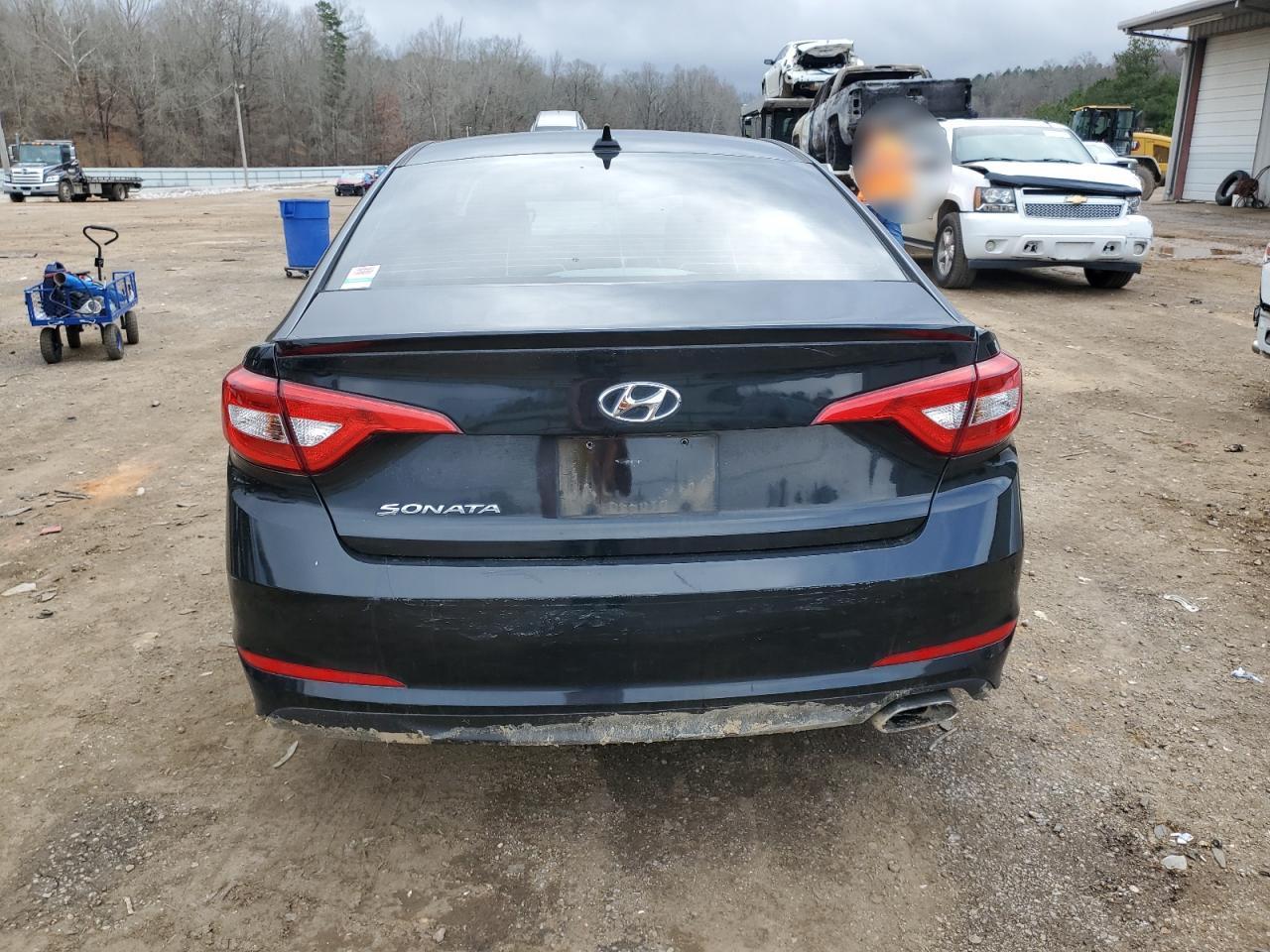 2016 Hyundai Sonata - Image 6