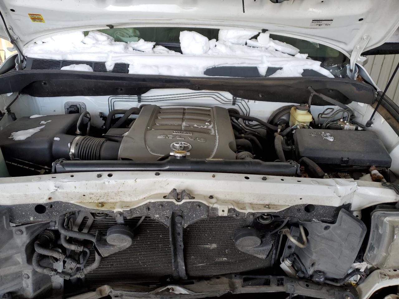 2010 Toyota Tundra - Image 11