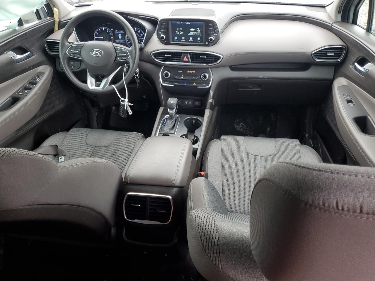 2019 Hyundai Santa Fe - Image 8