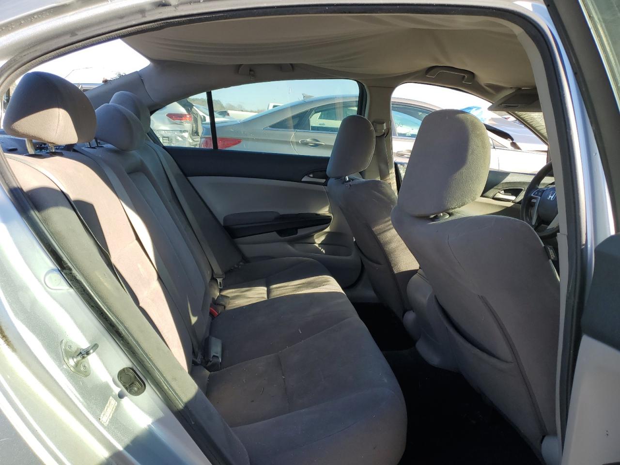 2012 Honda Accord - Image 10