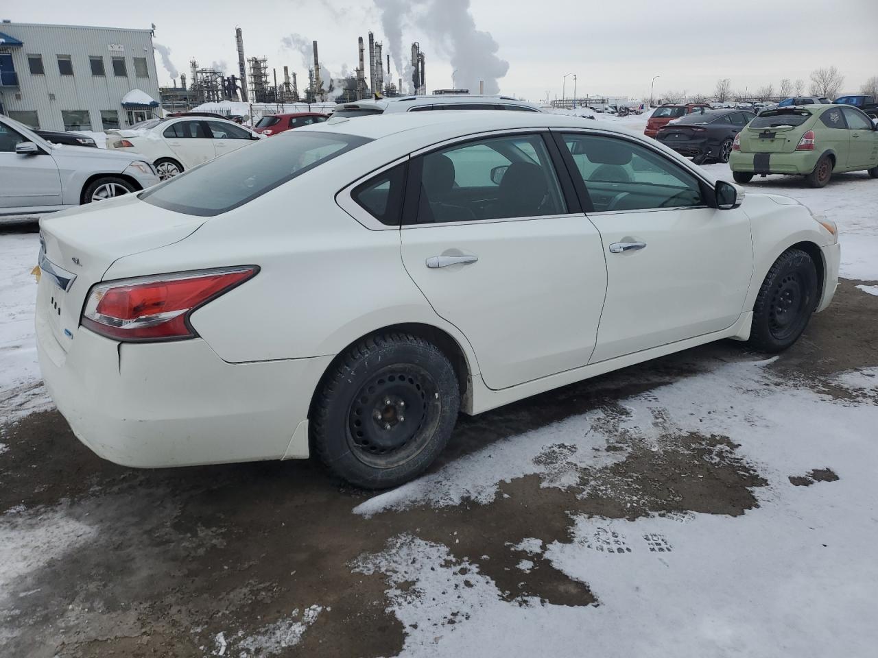 2014 Nissan Altima - Image 3