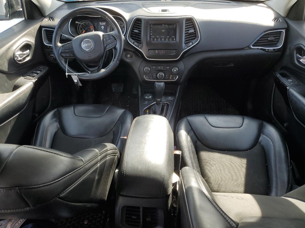 2019 Jeep Grand Cherokee - Image 8