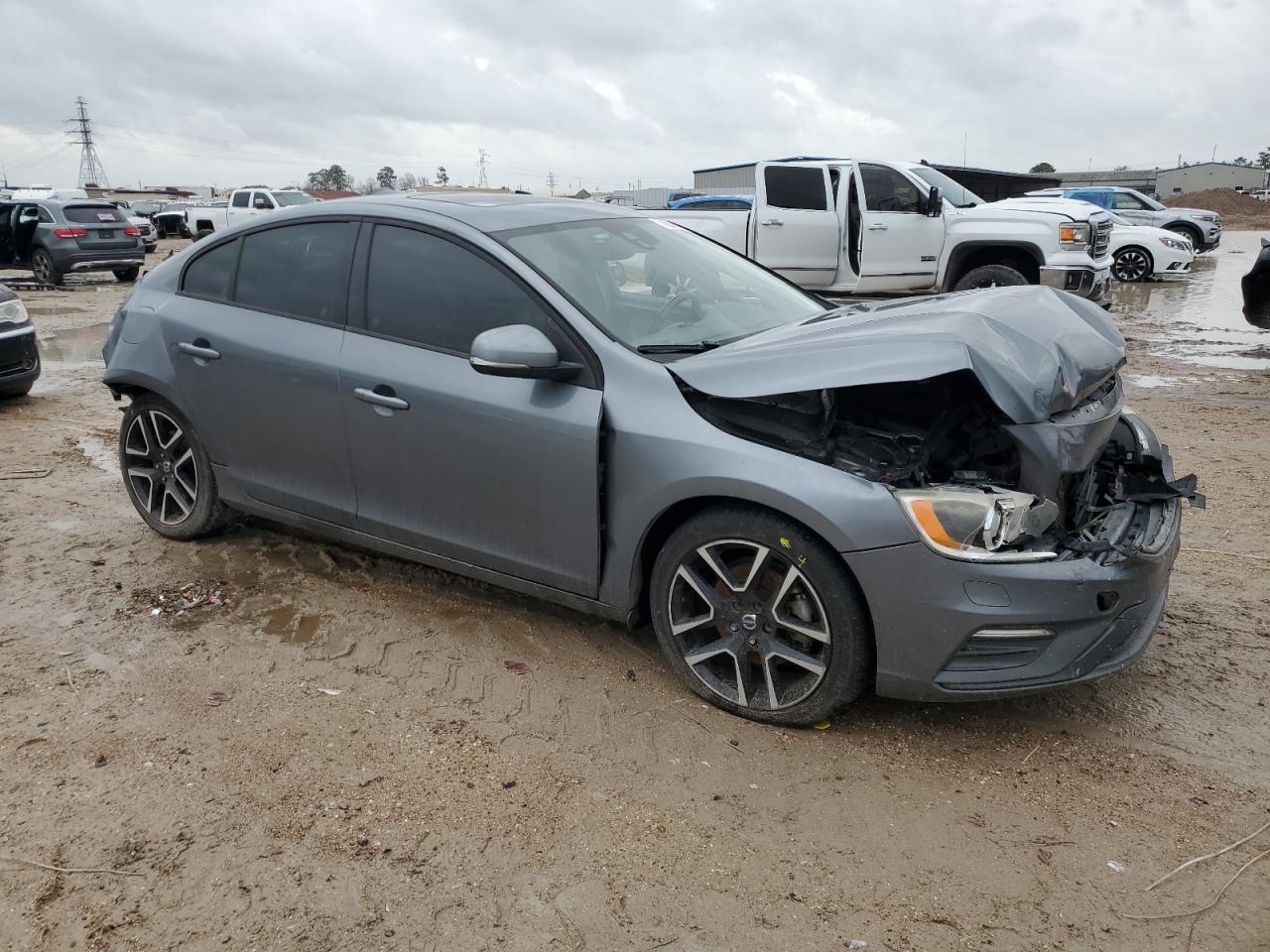 2017 Volvo S60 - Image 4