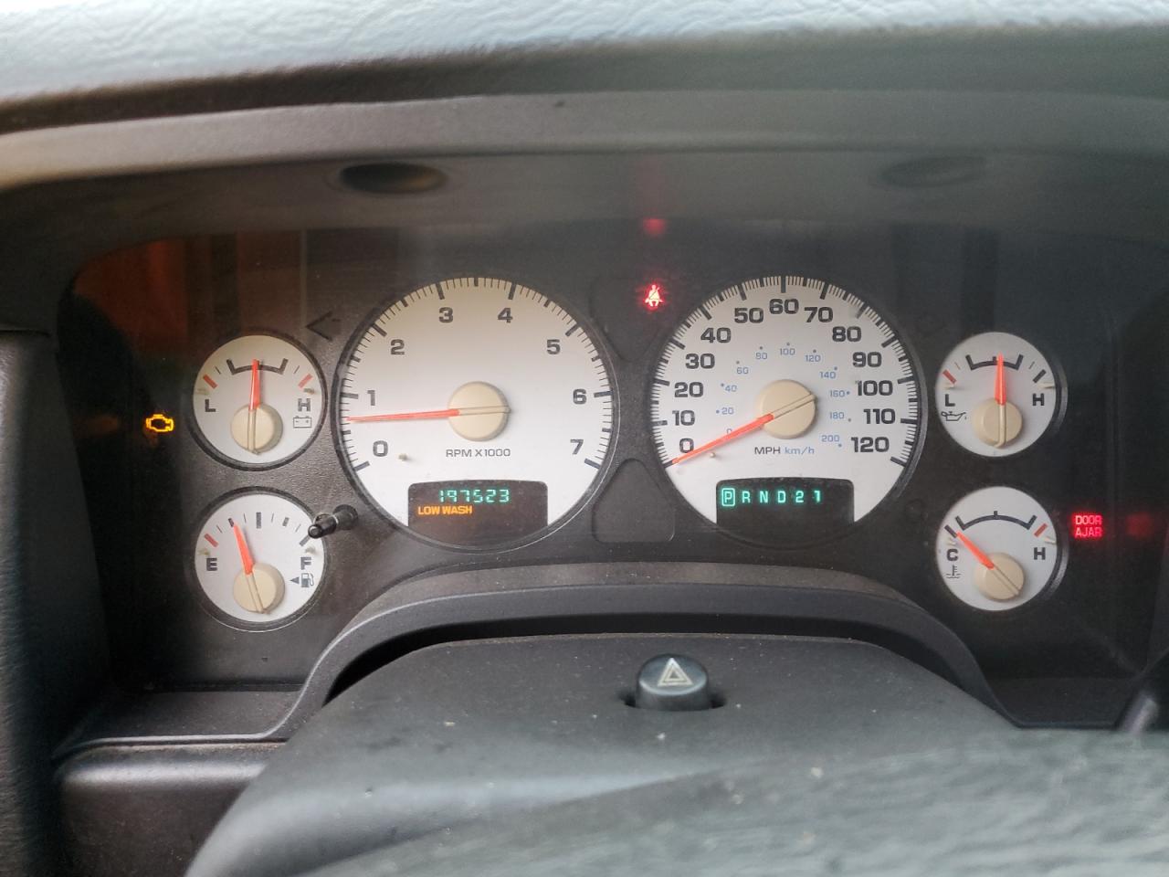 2002 Dodge RAM - Image 9