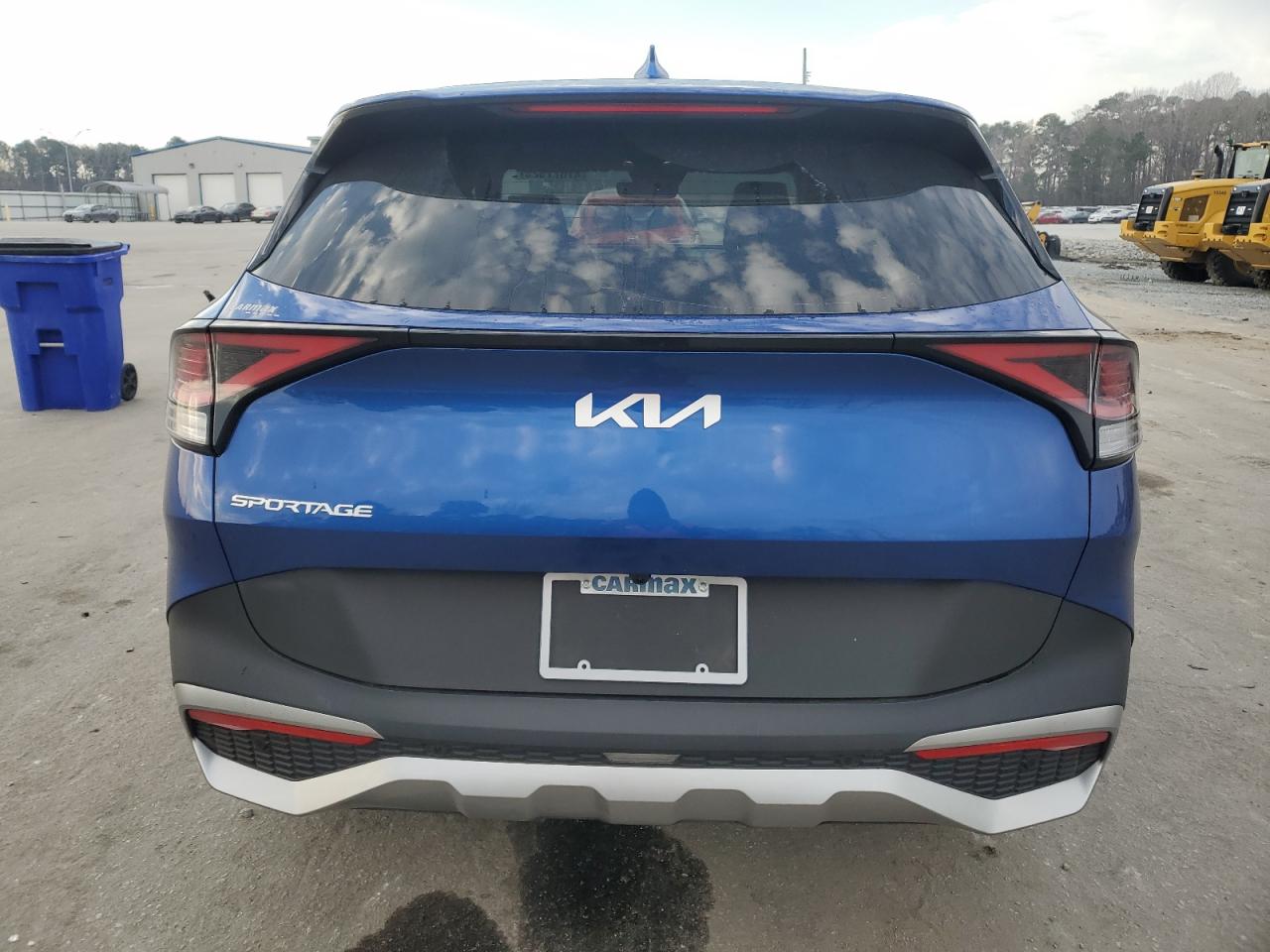 2023 Kia Sportage - Image 6