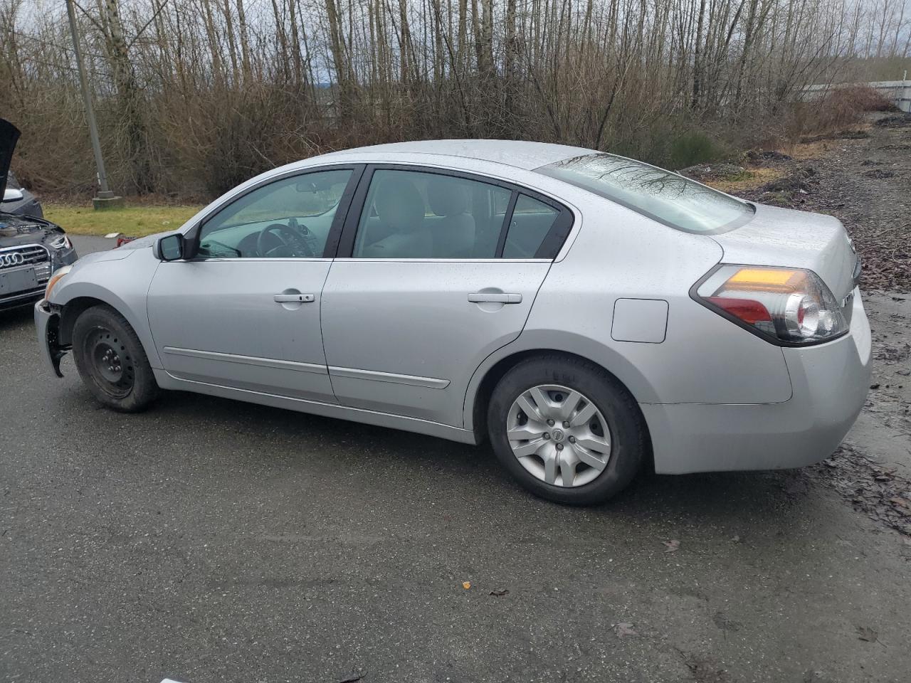 2011 Nissan Altima - Image 2