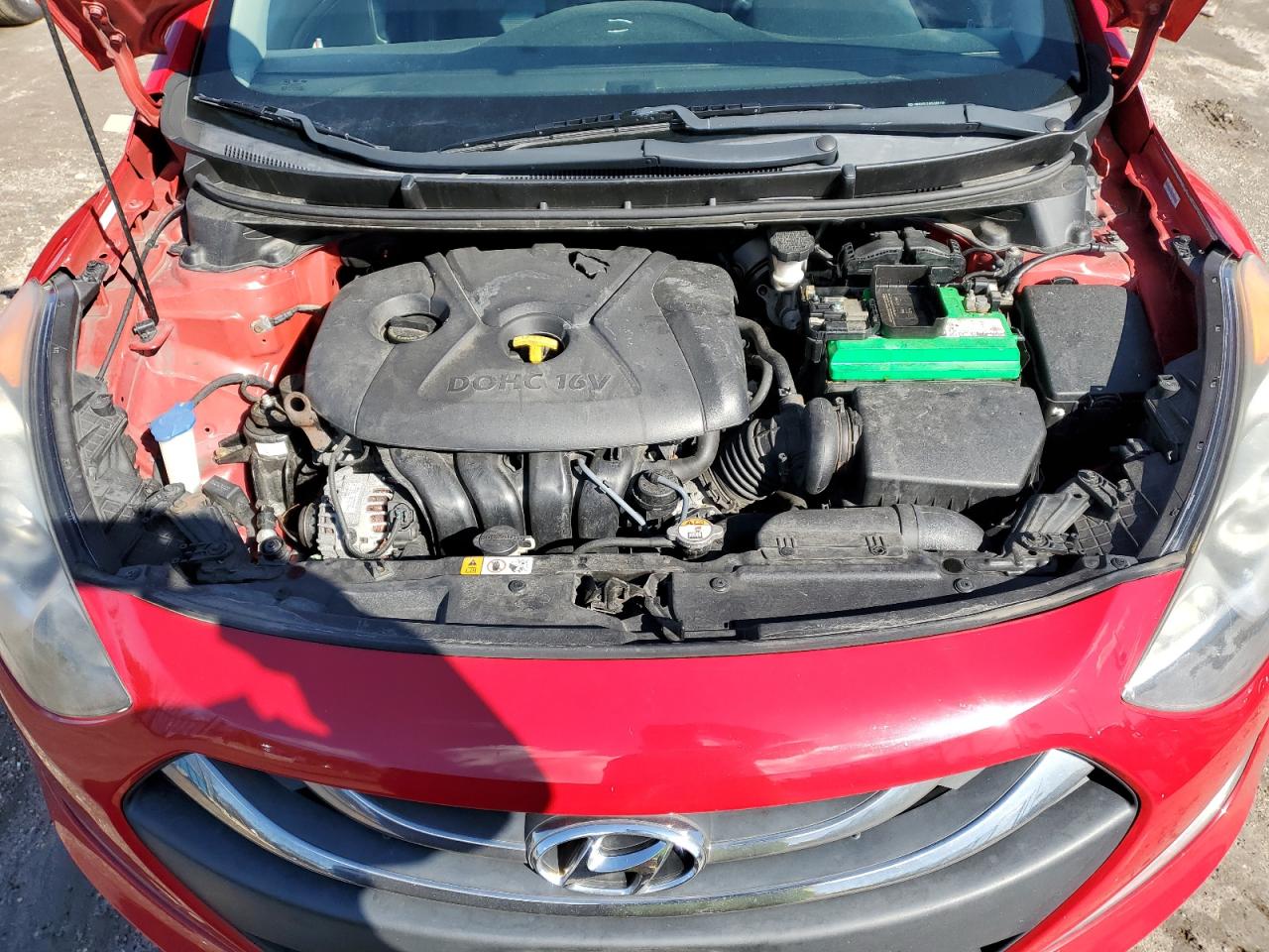 2013 Hyundai Elantra - Image 11