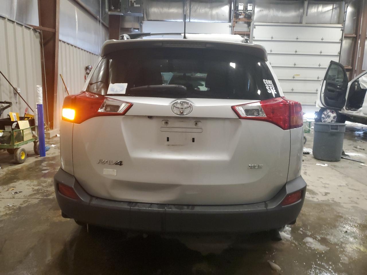 2015 Toyota RAV 4 - Image 6