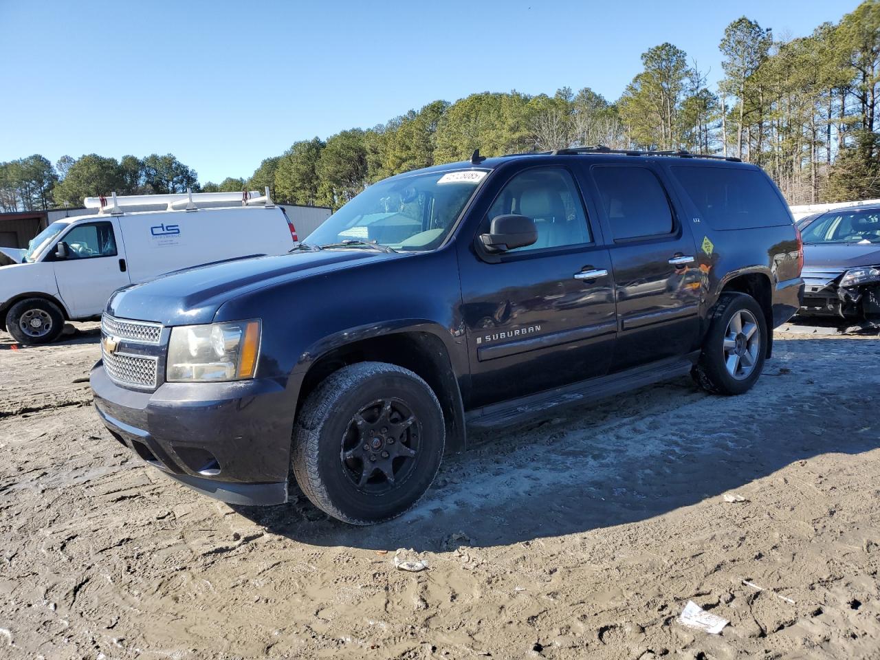 2007 Chevrolet Suburban - Image 1