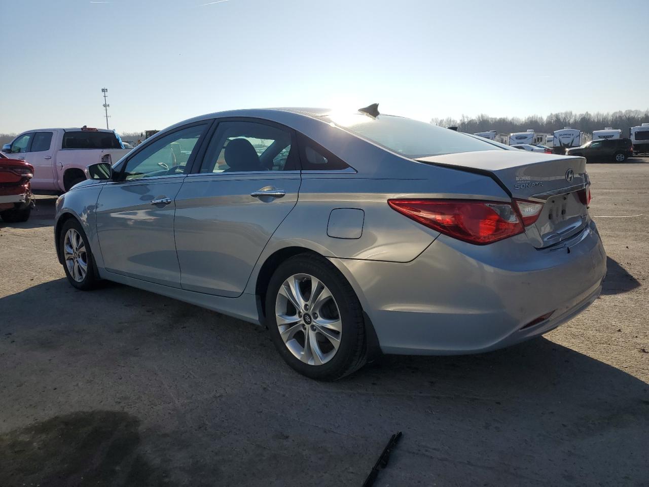 2013 Hyundai Sonata - Image 2