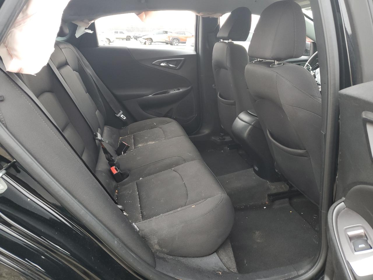 2018 Chevrolet Malibu - Image 11