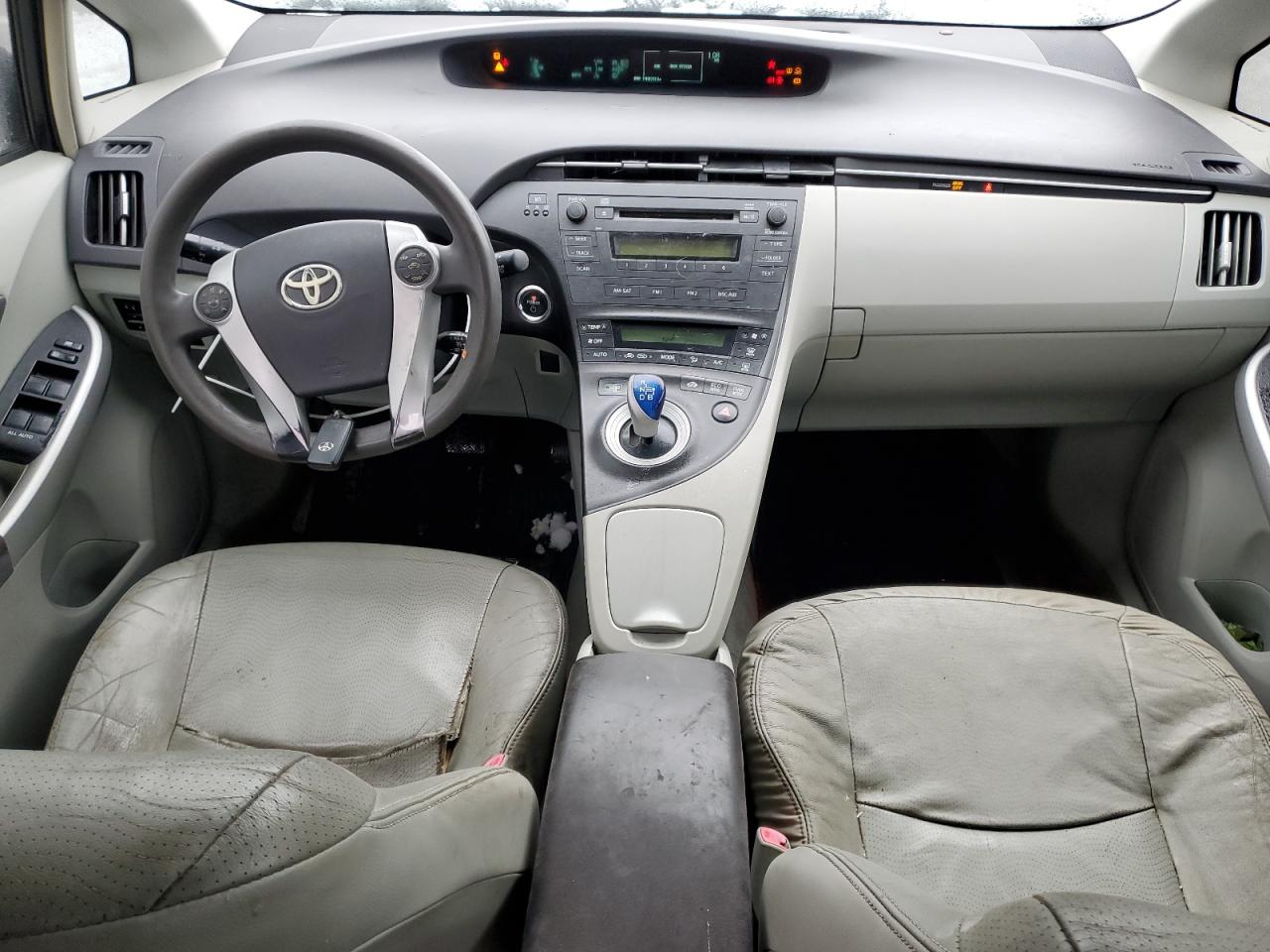 2011 Toyota Prius - Image 8