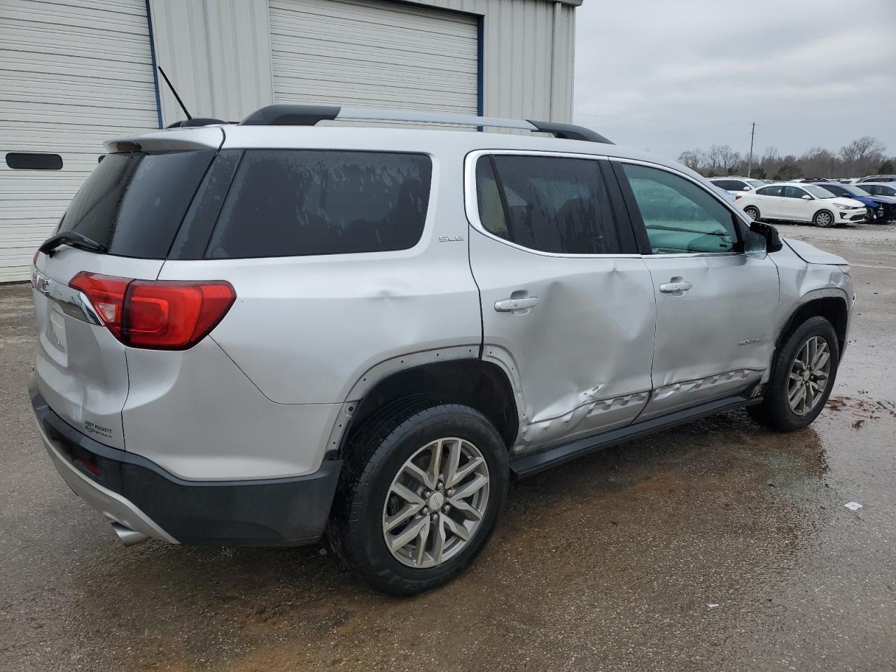 2017 GMC Acadia - Image 3