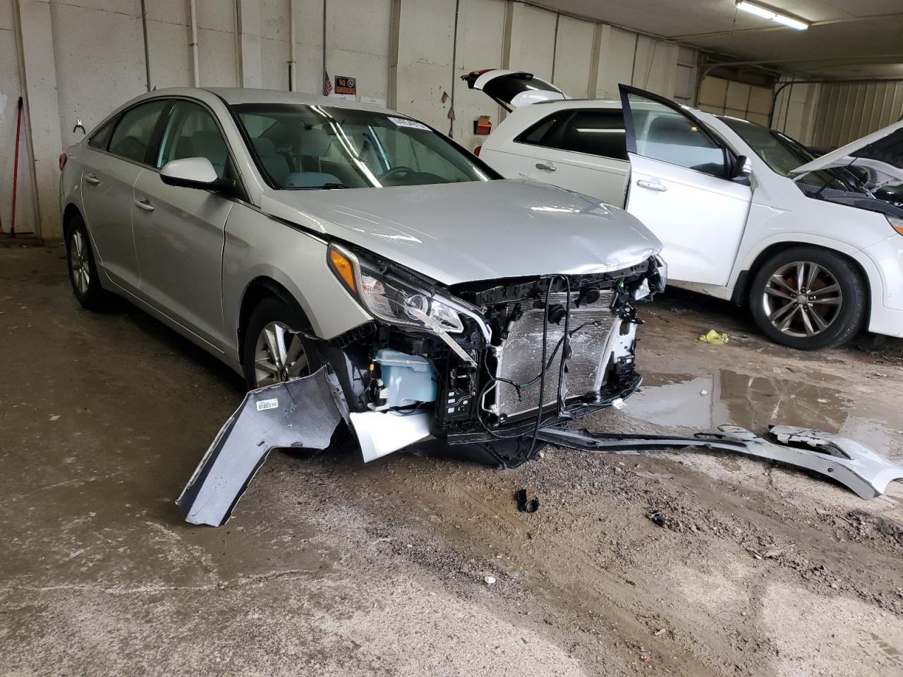 2017 Hyundai Sonata - Image 4