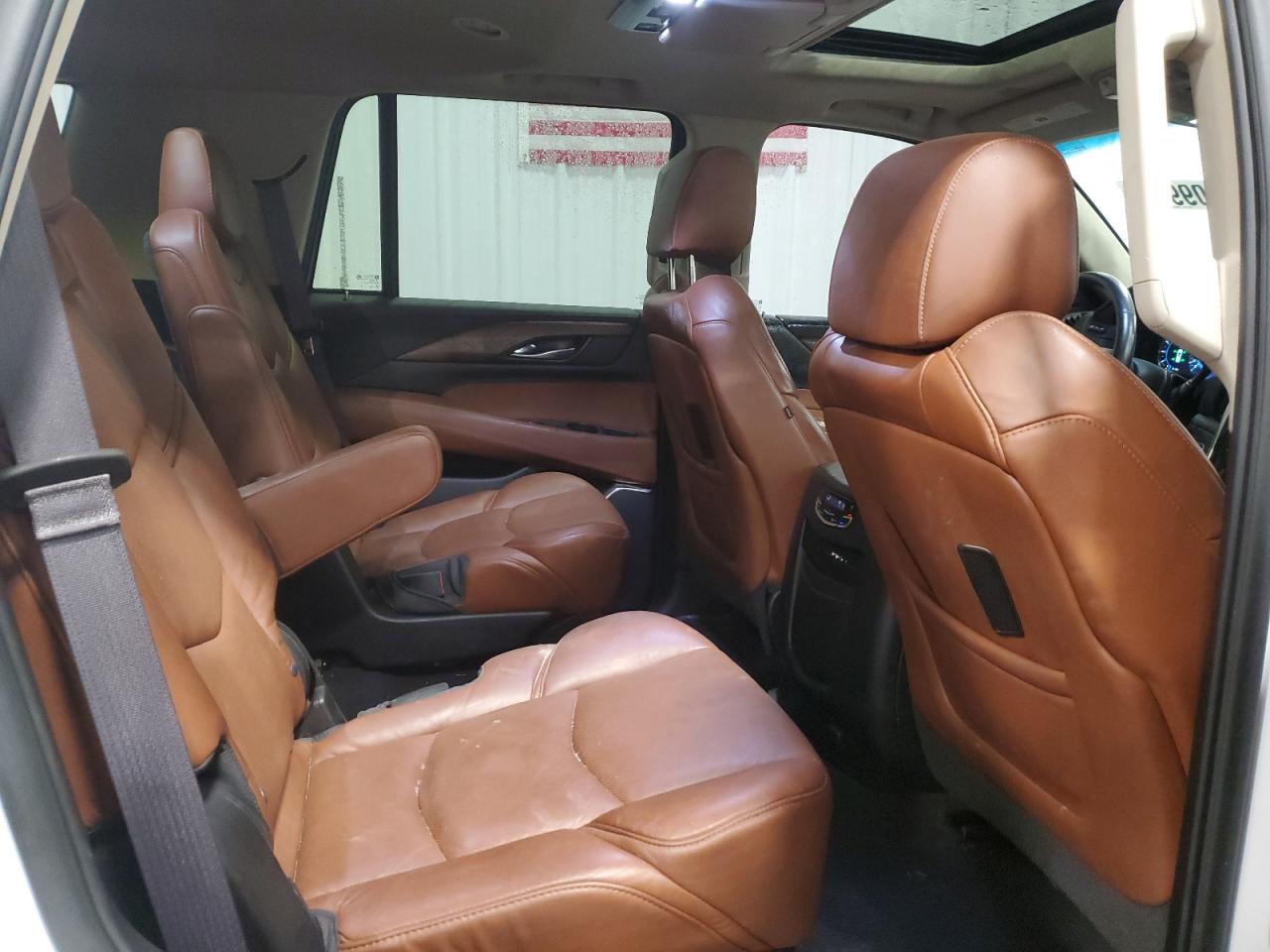2016 Cadillac Escalade - Image 11