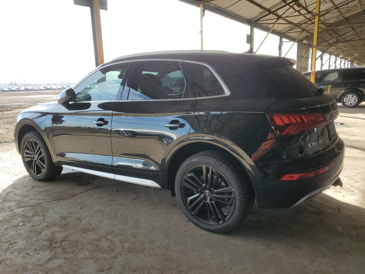 2018 Audi Q5 - Image 2