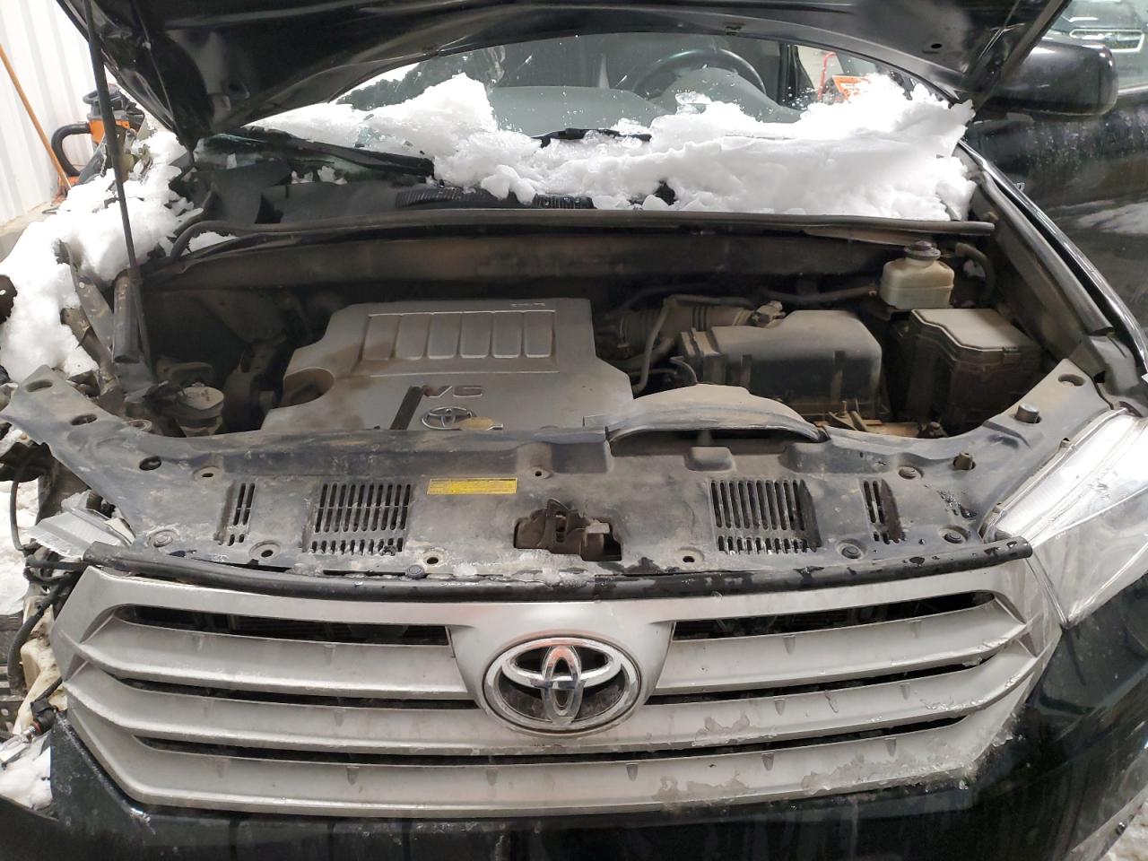 2012 Toyota Highlander - Image 12