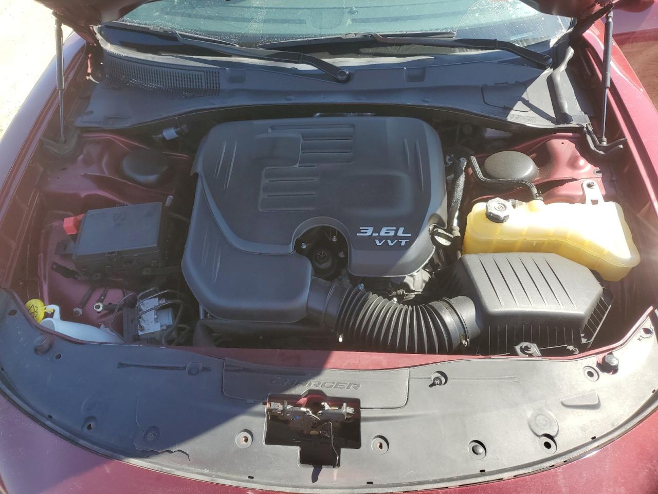 2021 Dodge Charger - Image 13