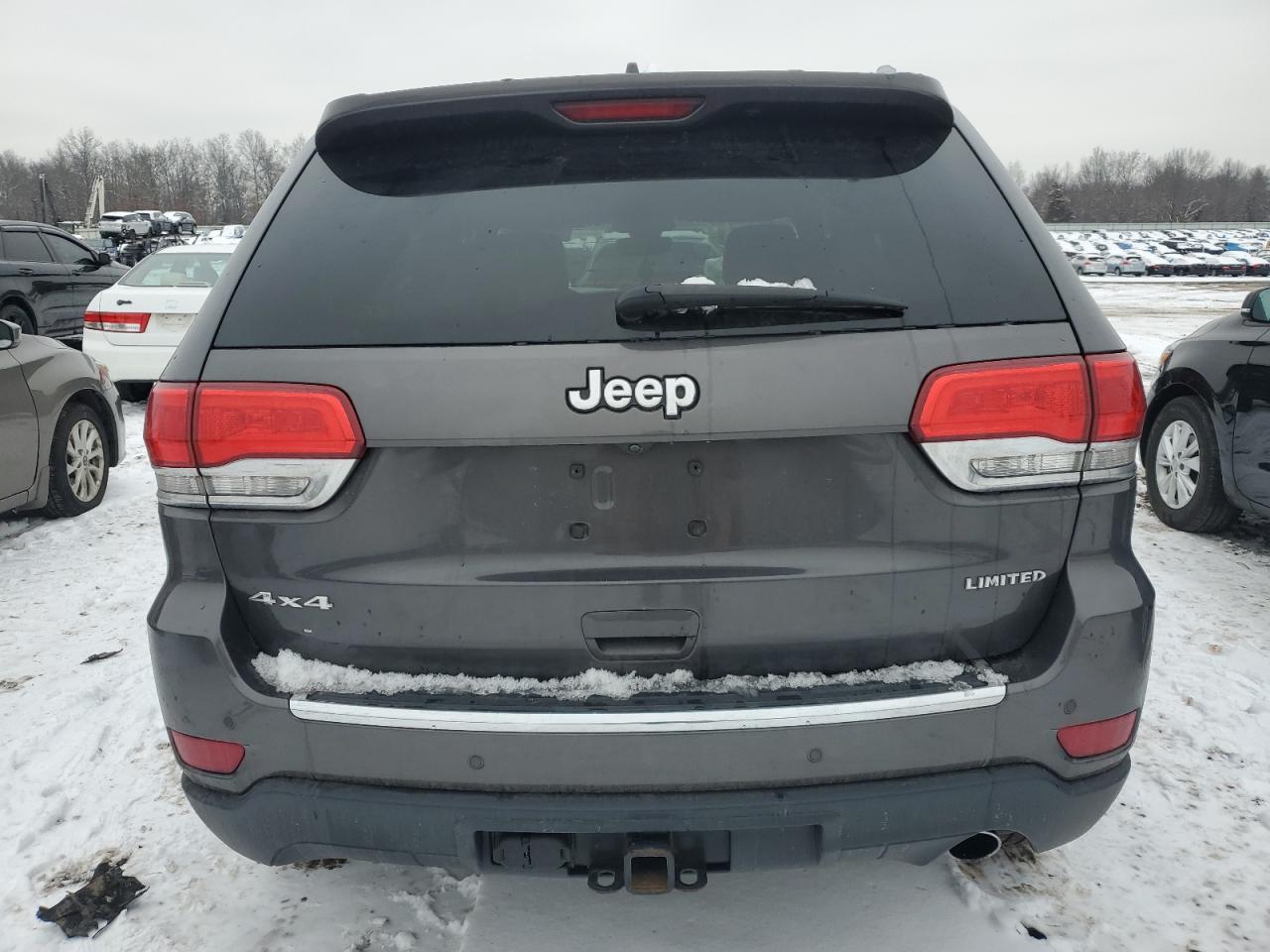 2017 Jeep Grand Cherokee - Image 6