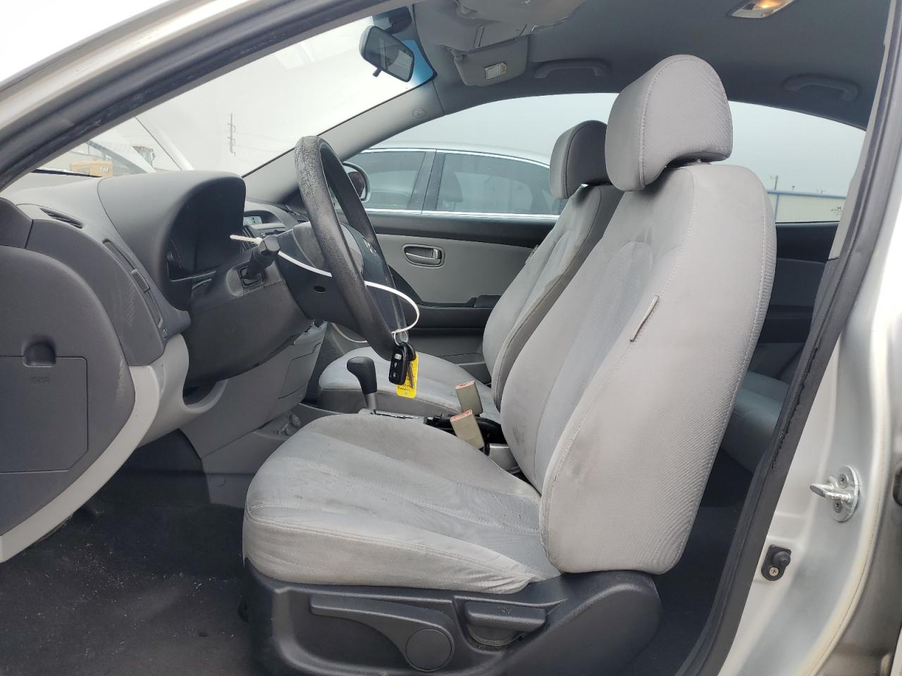 2009 Hyundai Elantra - Image 7