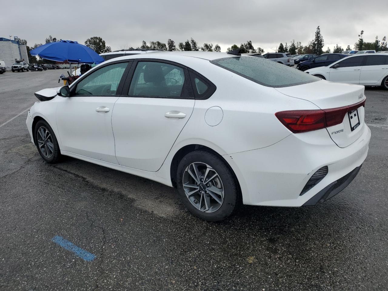 2023 Kia Forte - Image 2