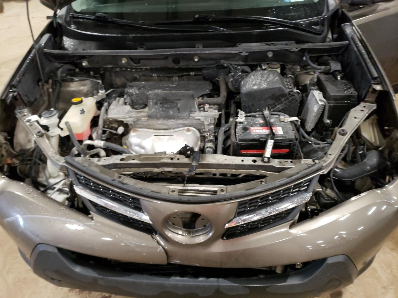 2015 Toyota RAV 4 - Image 12