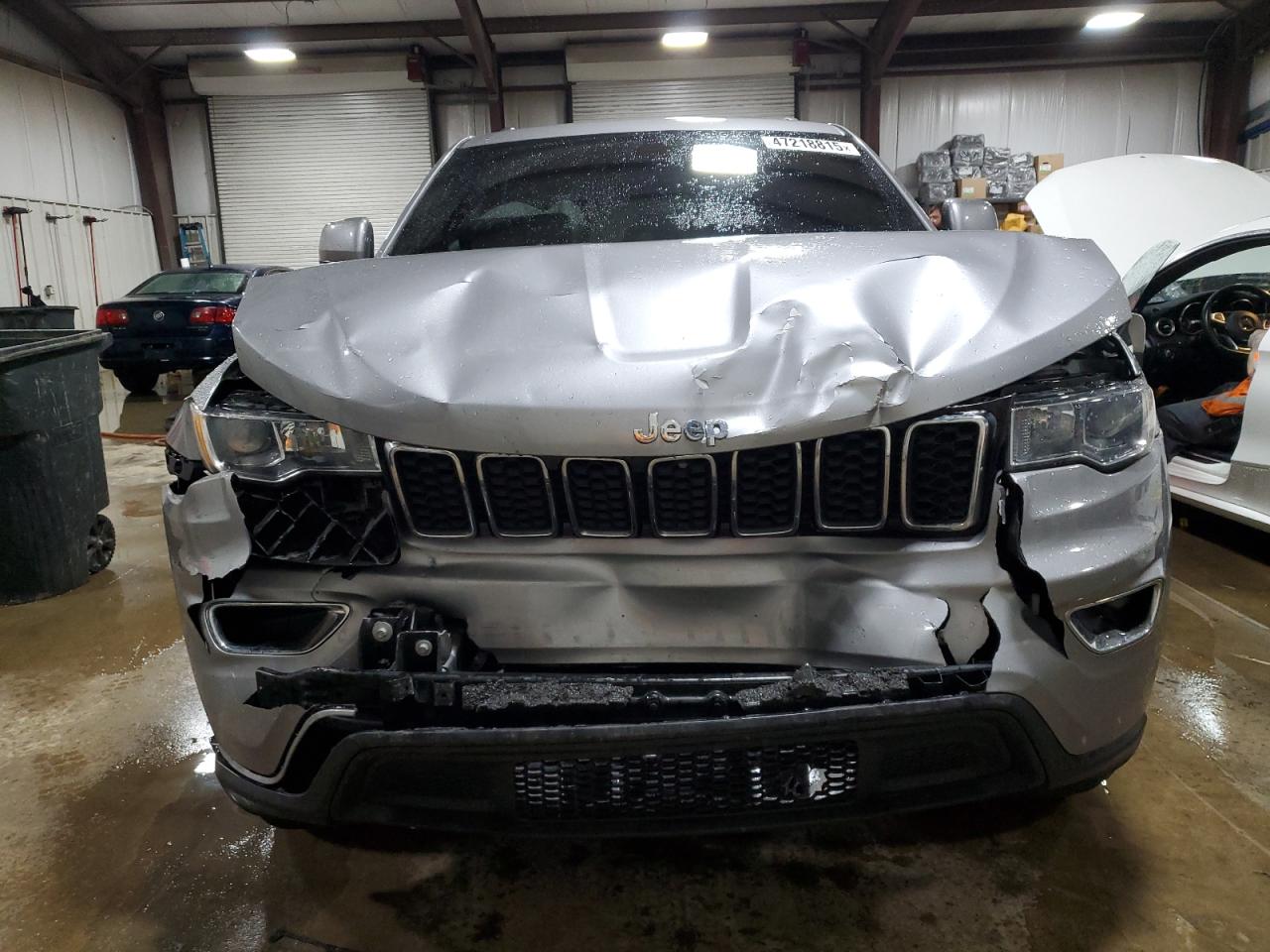 2019 Jeep Grand Cherokee - Image 5