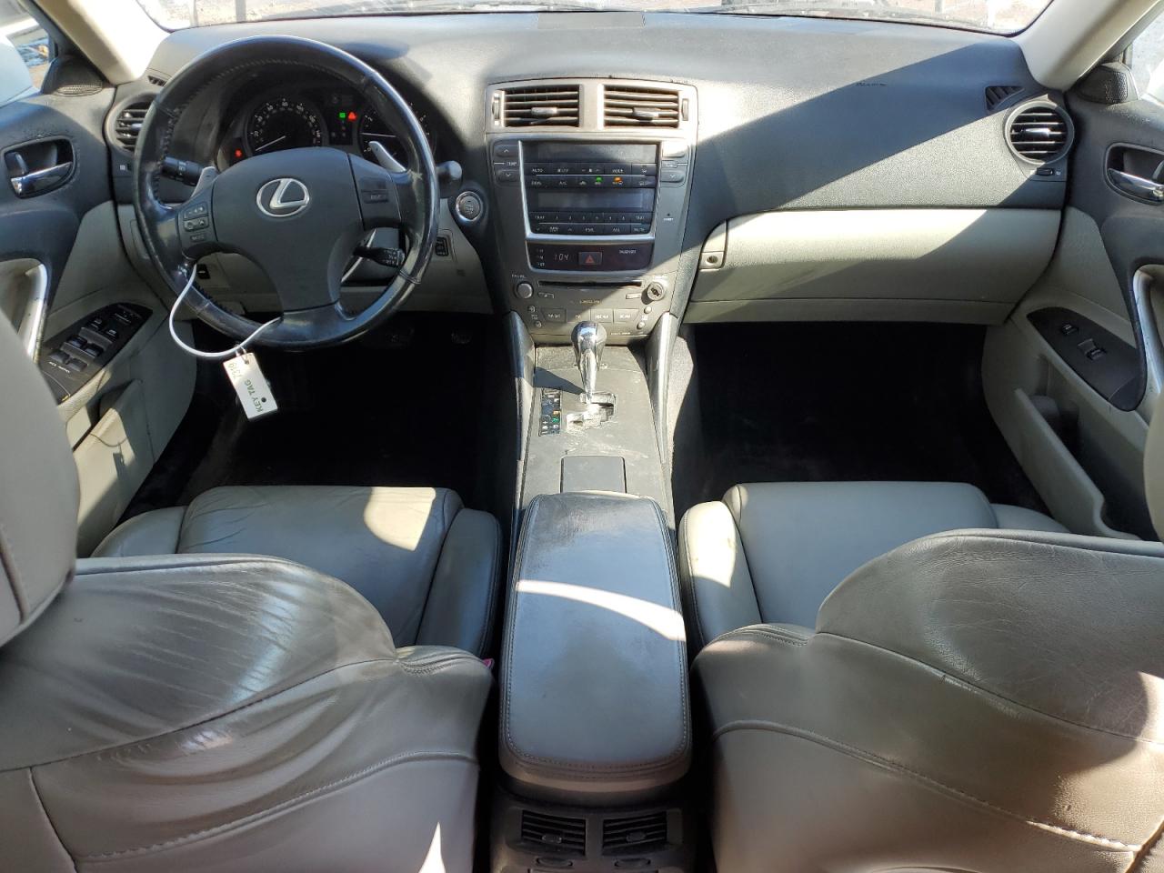 2008 Lexus IS - Image 8