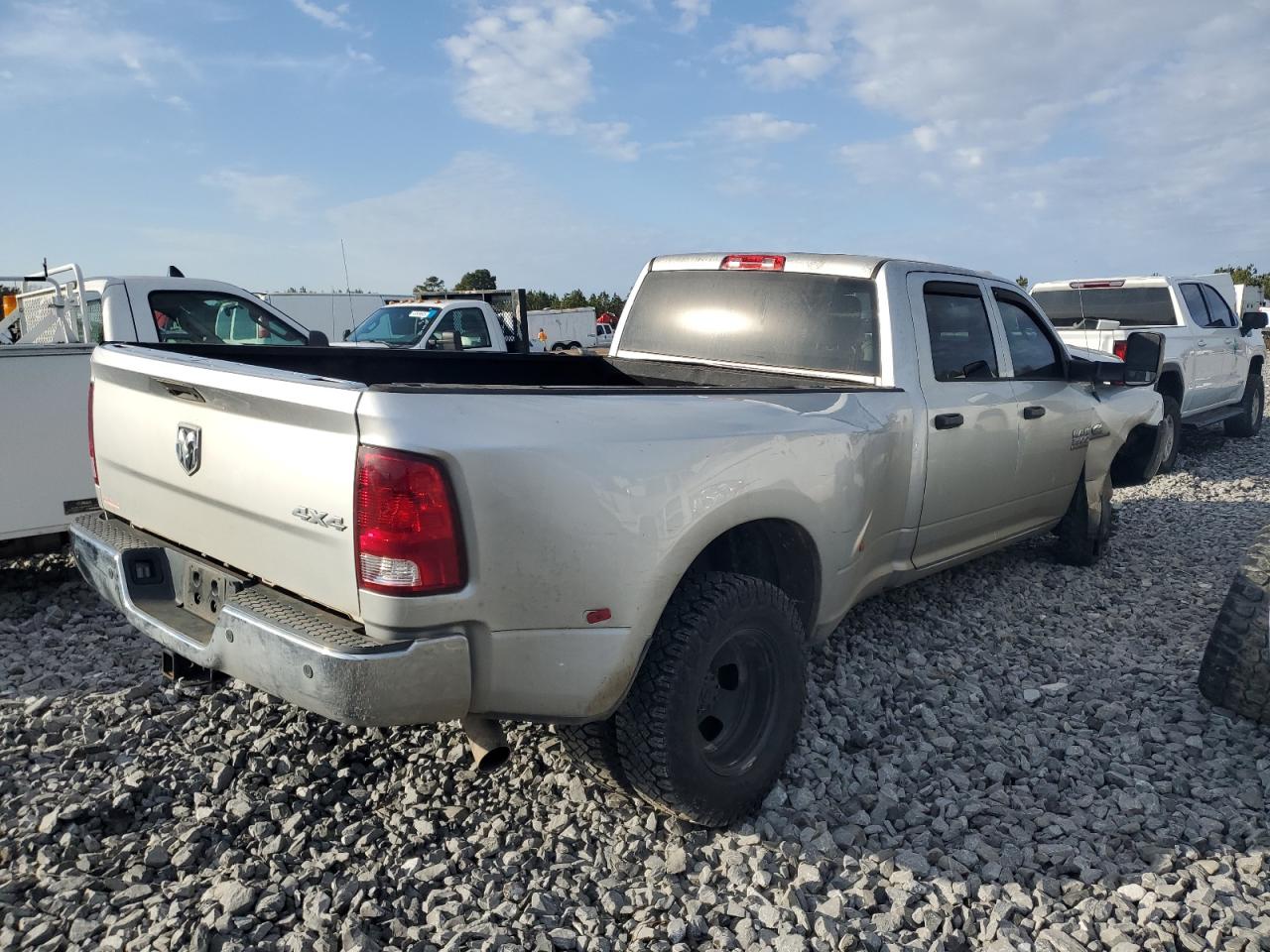 2018 RAM 3500 - Image 4