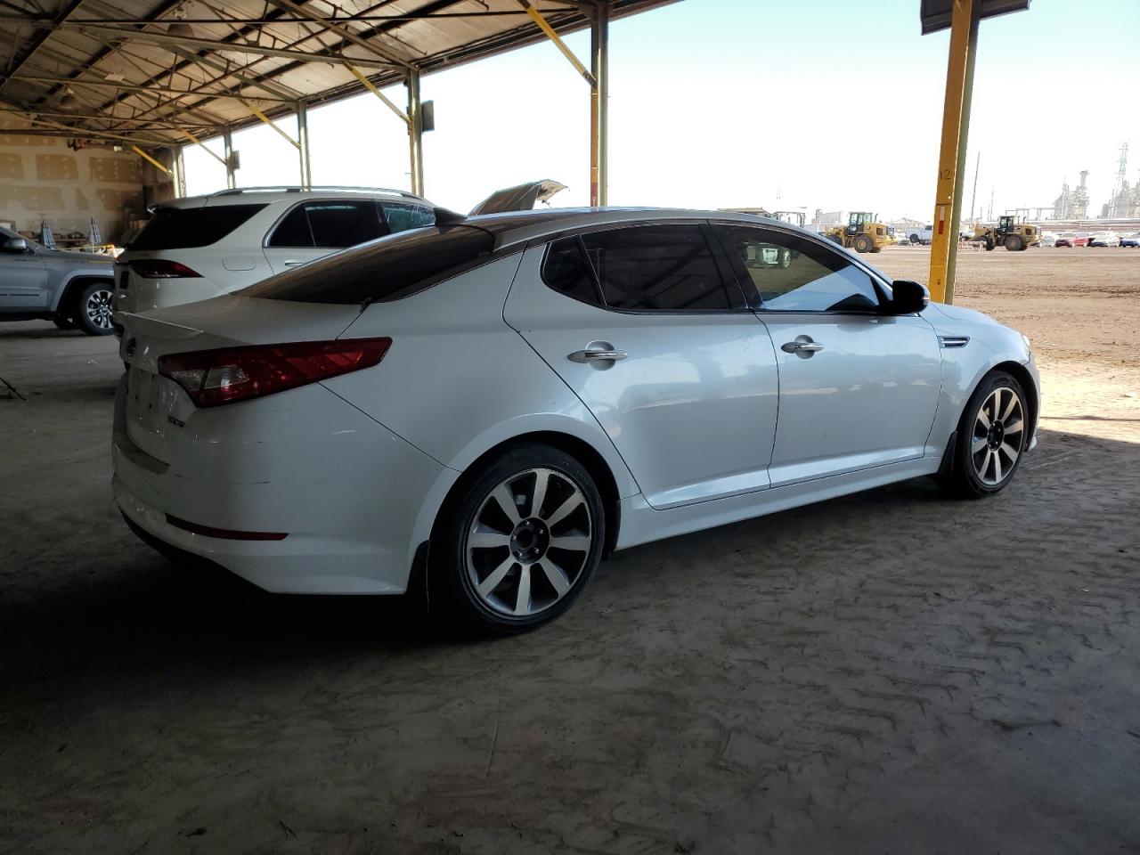 2012 Kia Optima - Image 3