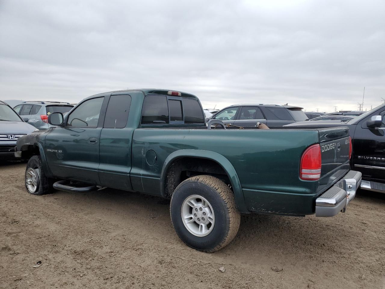 1998 Dodge Dakota - Image 2