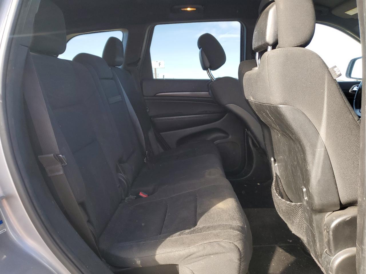 2014 Jeep Grand Cherokee - Image 11