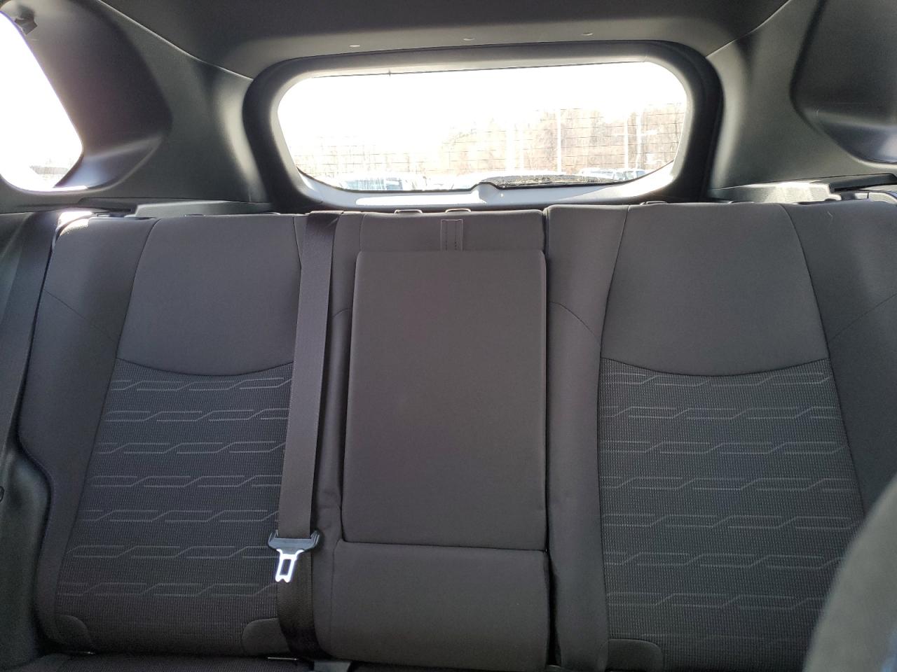 2023 Toyota RAV 4 - Image 10