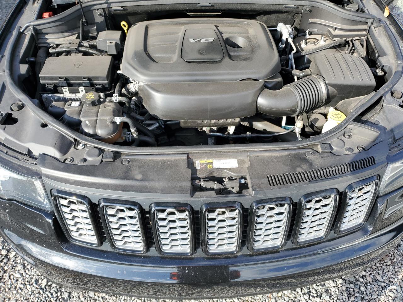 2019 Jeep Grand Cherokee - Image 13