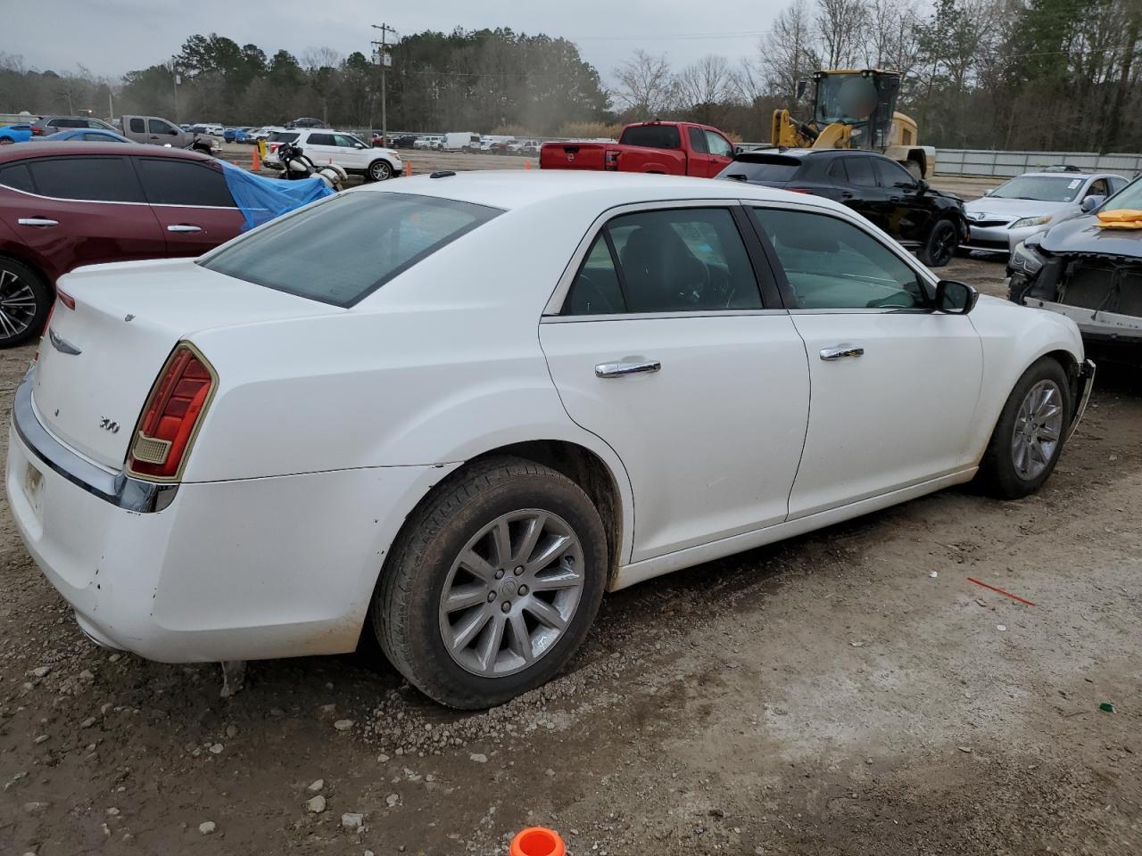 2012 Chrysler 300 - Image 3