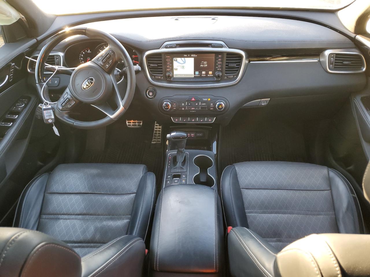2017 Kia Sorento - Image 8