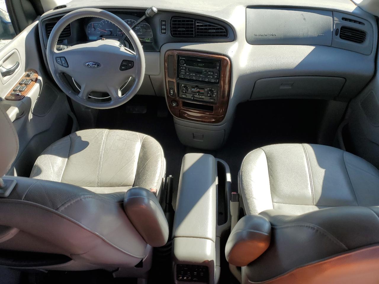 2003 Ford Windstar - Image 8