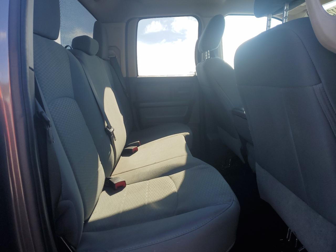 2016 RAM 1500 - Image 11